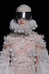 DÉFILÉS Alexander McQueen